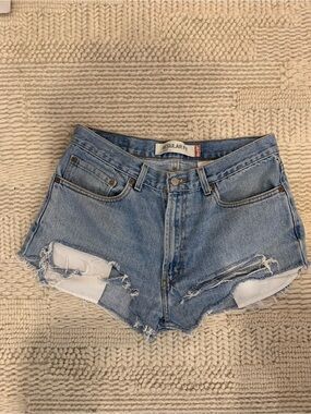 Vintage Levi’s denim shorts